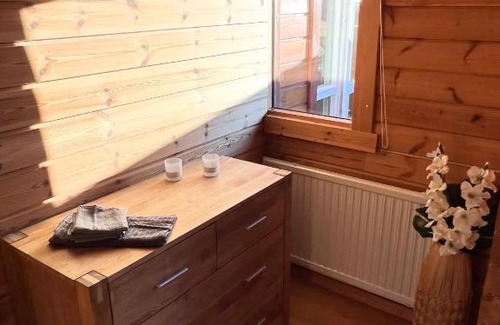 Borgarnes House | West Viking Cottage