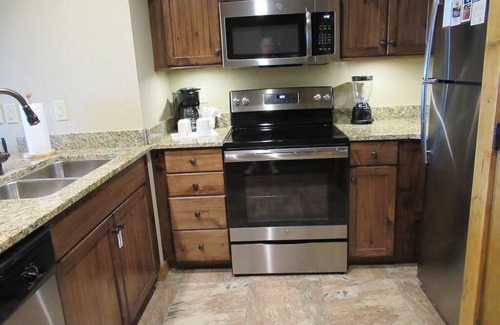 Gatlinburg Condo | Westgate Smoky MTN Resort & Indoor Water Park - C