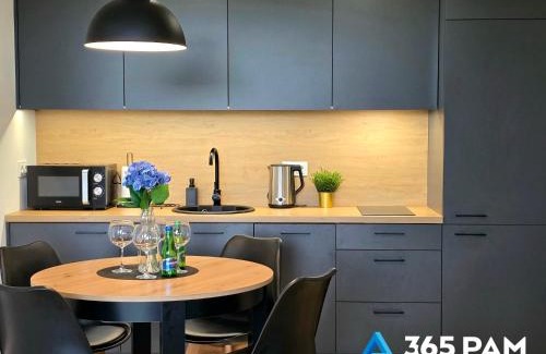 Kolobrzeg Apartment | Westin House Rodzinny z 2 sypialniami - BASEN, JACUZZI, SAUNA, SALA FITNESS, PLAC ZABAW, PARKING W CENIE - 365PAM