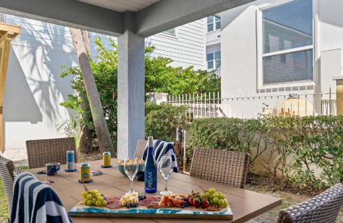 Navarre Beach House | When the Sun Goes Down