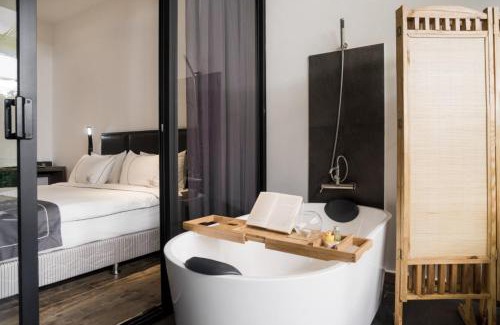 Mittakpheap Apartment | White Apart Cambodia