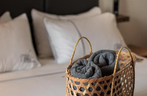 Mittakpheap Apartment | White Apart Cambodia