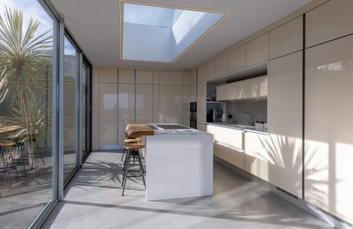 Lagoa Hotel | White Exclusive Suite & Villas