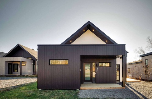 Saint Ferreol les Neiges House | White House - 3 bedrooms - 8 people