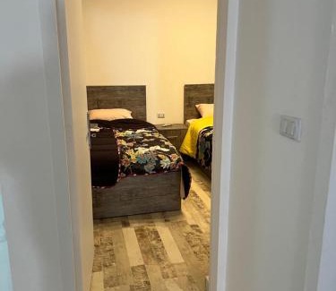 Village Road Apartment | White House