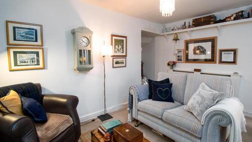 Conwy House | White O Morn