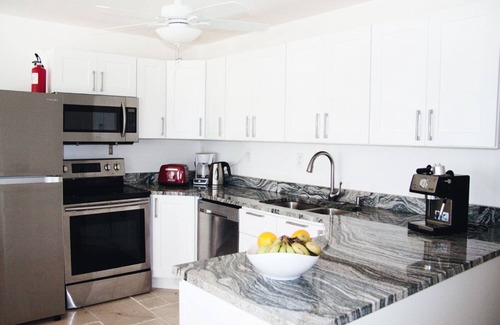 Port Howe House | White Ocean Coral - Private Beach Villa