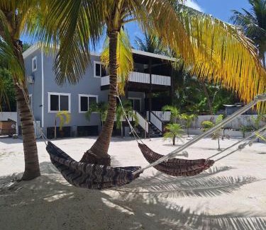 Caye Caulker House | White Rock Villa