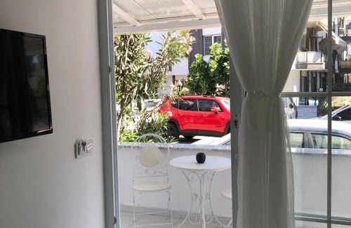 Sarimsakli Bed & Breakfast | White Suite Rooms