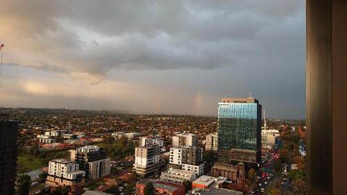 Box Hill Apartment | Whitehorse Towers Self Service Holiday Apartment