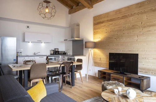 Plagne 1800 Apartment | Wifi, 100m from ski slopes, balcony, parking, tv, ski locker, 68-73m², La Plagne