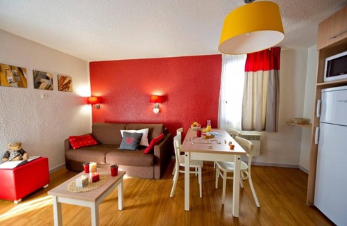 Montchavin Apartment | Wifi, 200m from ski slopes, parking, tv, ski locker, 30m², Montchavin La Plagne
