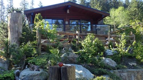Port Renfrew House | Wild Coast Chalets