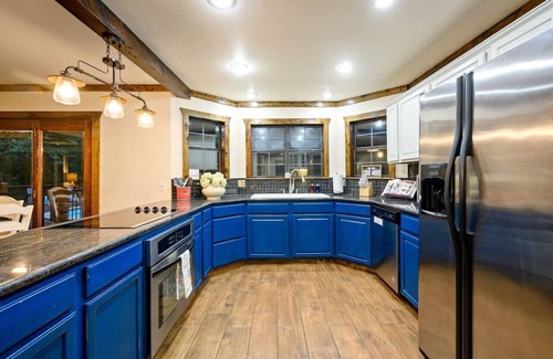 Broken Bow Cabin | Wild Oasis · New! Wild Oasis: Pool, Gameroom, Theatre, Hot Tub