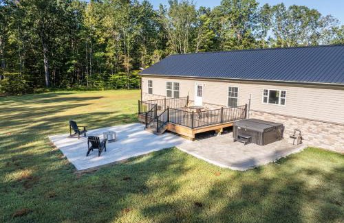 Plummers Landing House | Wildcat Lodge, Morehead KY