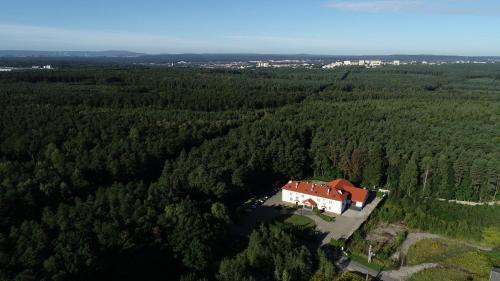 gmina Brody Bed & Breakfast | WILLA ROSOCHACZ Starachowice