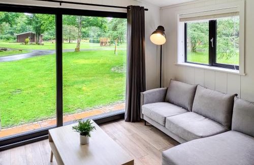 Ingleton House | Willow Lodge
