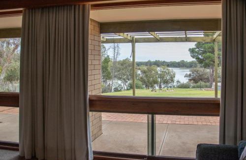 Paringa House | Willow Lodge Retreat
