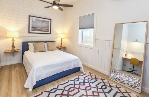 Wilmington Cottage | Wilmington Midtown Guest Home. Minutes to downtown and the beach!