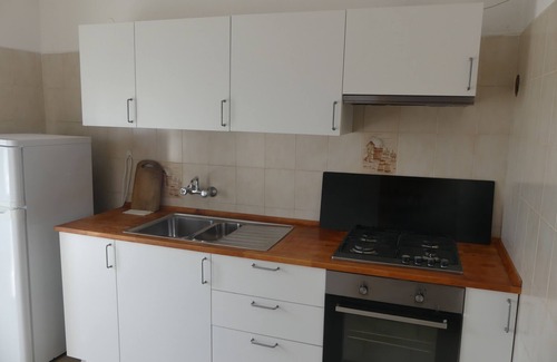 Piombino Apartment | Wind House in front of Salivoli beach and the marina
