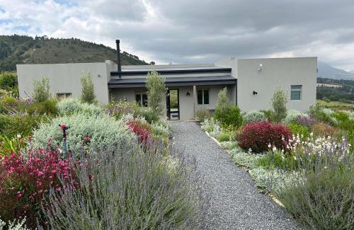 Stellenbosch House | Windon vineyard farmhouse