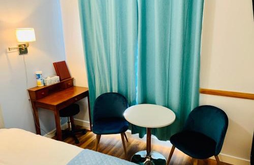Canmore Apartment | WindTower Resort - 1 Bed Hotel Room 166