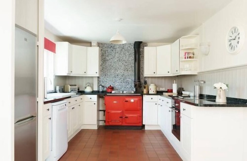 Crynant Cottage | Windy Ridge - 5 Bedroom Holiday Home - Oxwich
