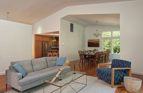 Healdsburg House | Wine country retreat