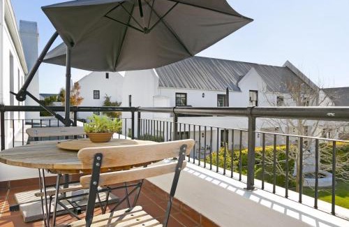 Stellenbosch Cabin | Winelands Golf Lodges 20