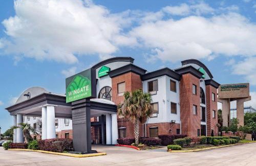 Aldine Hotel | Wingate by Wyndham Houston Bush Intercontinental Airport