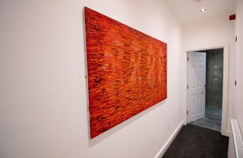 Blackpool Town Center Apartment | Winter Gardens Suites by Sasco