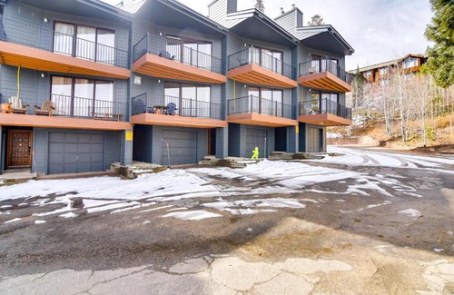 Winter Park House | Winter Park Townhome with Hot Tub, Half Mi to Dtwn!