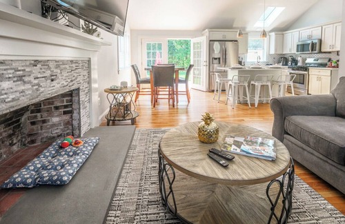 Marstons Mills House | Winter rental-Office area-printer-Pet-Friendly !