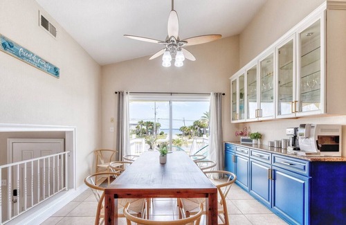 Villa Segunda House | Winter SPECIAL! Steps 2 Beach! Waterview! Pets Welcome!