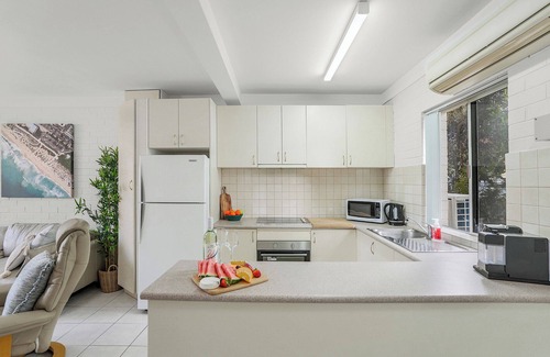 Scarborough Apartment | *Winter Special* Sun, Sand and Smiles: Your Perfect Beach Getaway