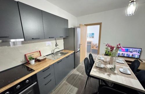 Vlore Villa | Wiola's Vlora Private Villa with private parking