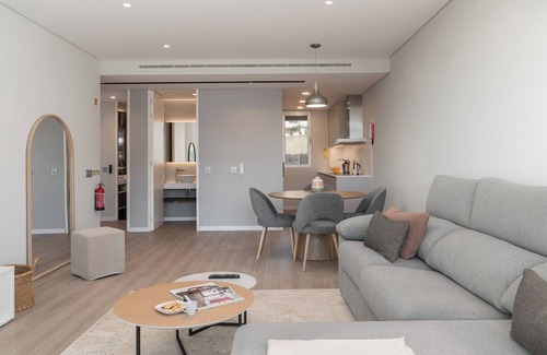 Se Apartment | With shared pool and gym - Maravilhas I