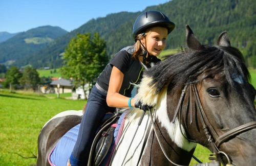 Sankt Martin am Tennengebirge Hotel | Wohlfühlresort und Feriengut Martinerhof