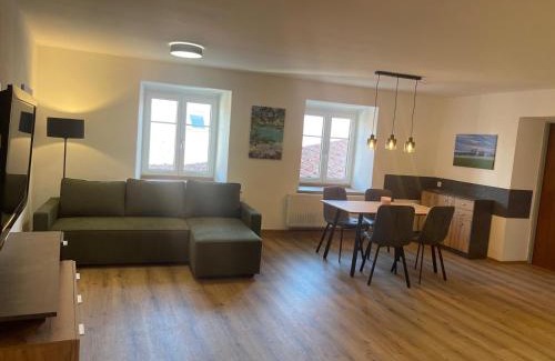 Schoerfling am Attersee Apartment | Wohnen im ehemaligen Kloster in Schörfling am Attersee