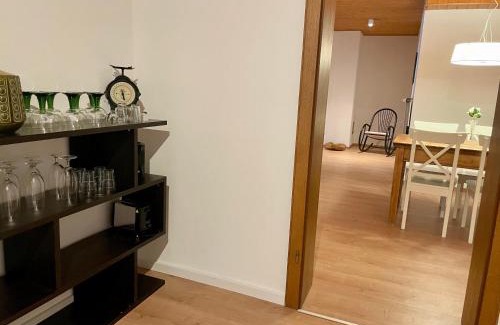 Gorxheimertal Apartment | Wohnung im Landhaus - mit Terasse & Bachlauf