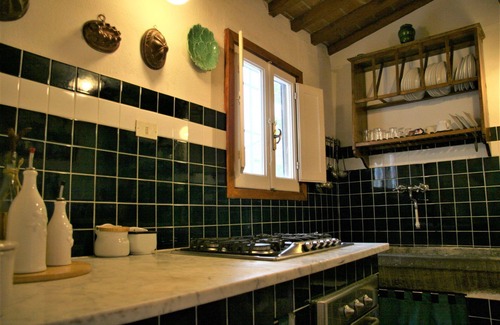 Giovi-Ponte Alla Chiassa Villa | Wonderful villa for 11 people with WIFI, private pool, TV and patio, close to Arezzo