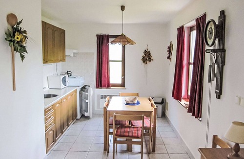 Starkov House | Wonderful private villa for 6 people with WIFI, pool, TV, patio, pets allowed and panoramic view