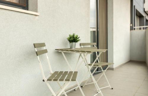 Sector 2 Apartment | Wonderful Apartments in Prime North Location - Heaven for Extended Stays