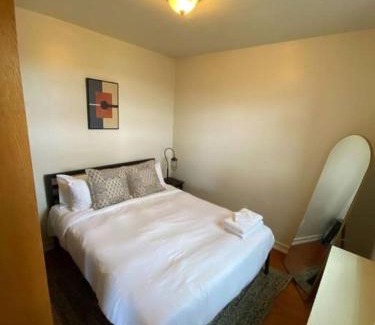 Fenway–Kenmore Apartment | Wonderful Fenway 3 Bed 2bath Steps from Fenway Park