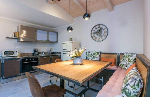 Sesto Fiorentino House | Wonderful private villa for 4 guests with WIFI, pool, A/C, TV and panoramic view