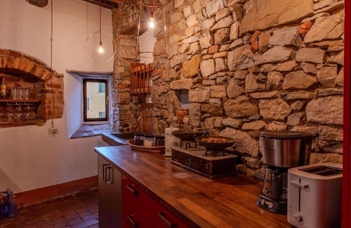 Pergine Valdarno House | Wonderful private villa for 6 people with A/C, WIFI, TV, patio and pets allowed, close to Arezzo