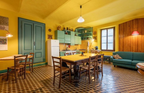 Cossano Belbo House | Wonderful private villa for 10 people with A/C, private pool, patio and pets allowed