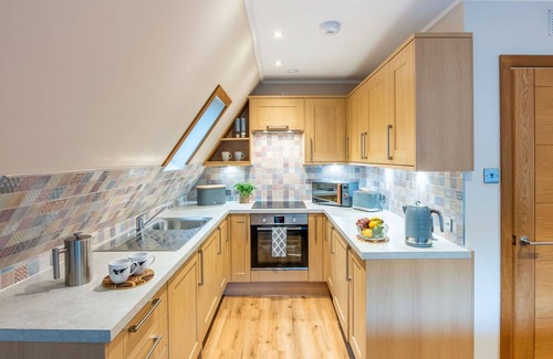 South Laggan House | Wonderful private villa for 2 people with WIFI, TV, balcony and panoramic view