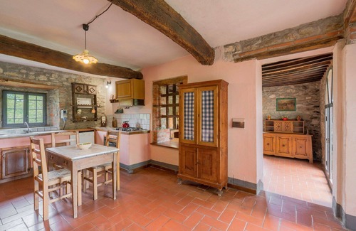 Bucine Villa | Wonderful private villa with private pool, WIFI, patio, pets allowed and panoramic view