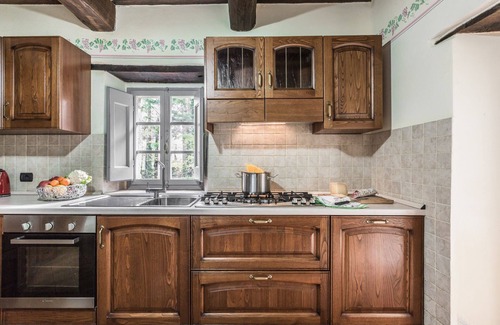 Ripoli Villa | Wonderful private villa with private pool, WIFI, A/C, hot tub, TV, patio and panoramic view